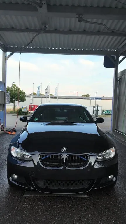 BMW 325