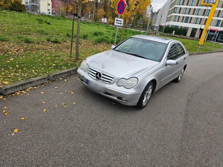 Mercedes-Benz C 180