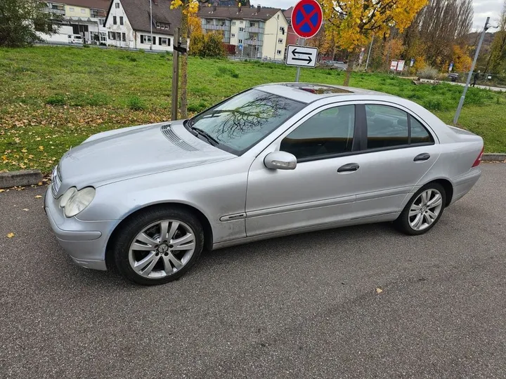 Mercedes-Benz C 180