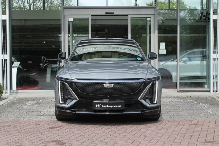 Cadillac LYRIQ