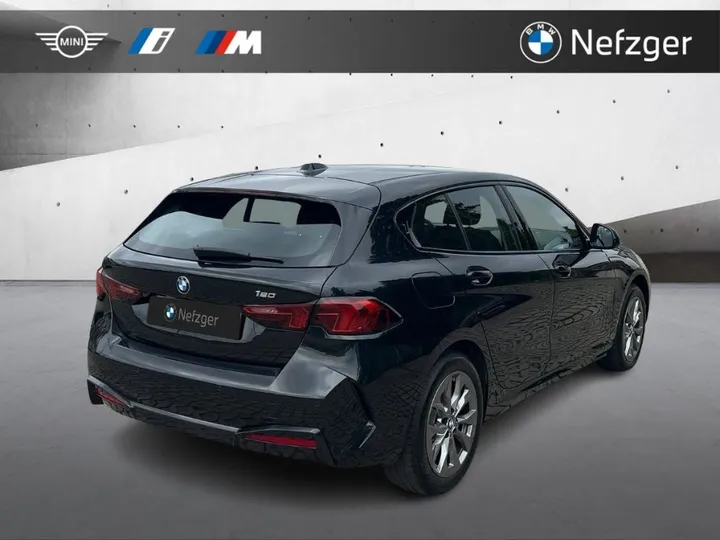 BMW 120