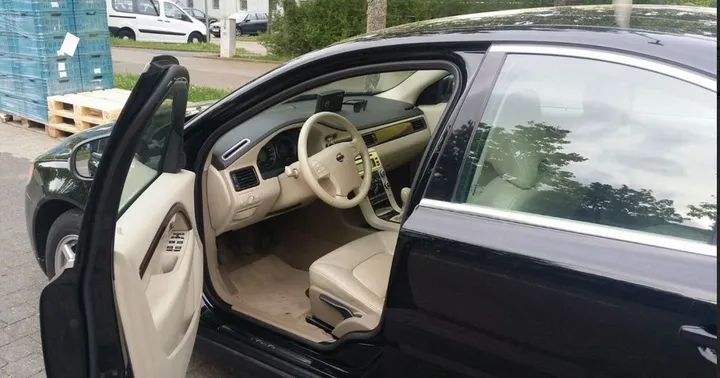 Volvo S80