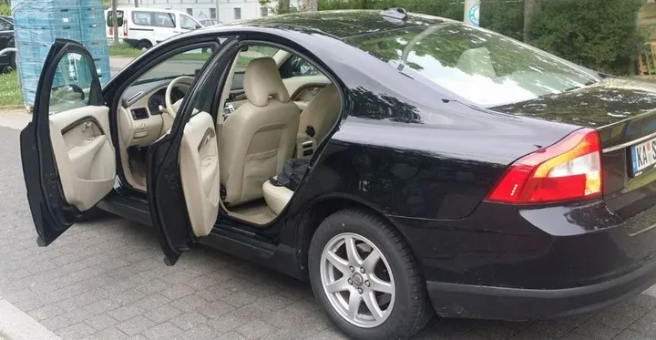 Volvo S80