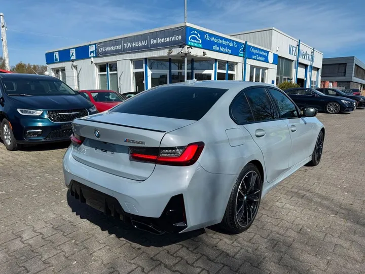 BMW 340