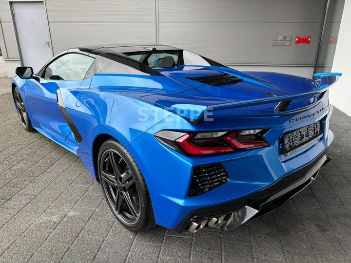Corvette C8