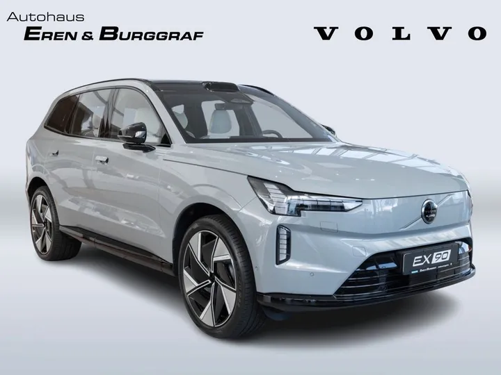 Volvo EX90