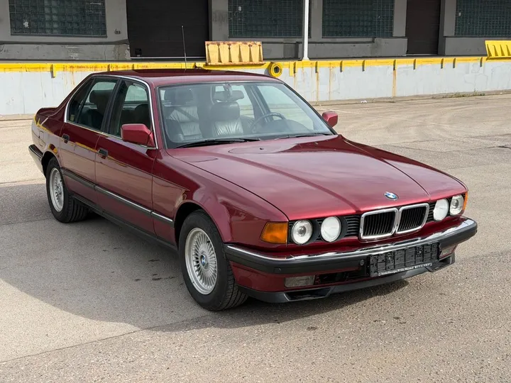 BMW 740