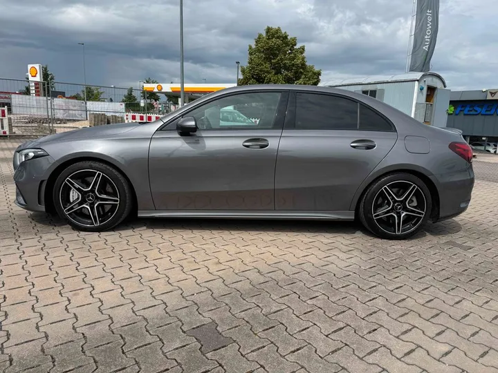 Mercedes-Benz A 35 AMG