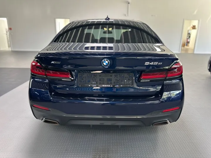 BMW 545