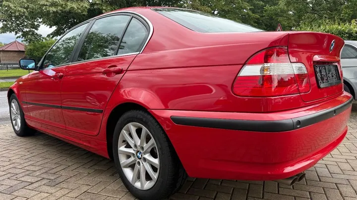 BMW 325