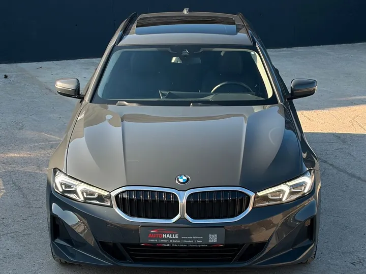 BMW 330