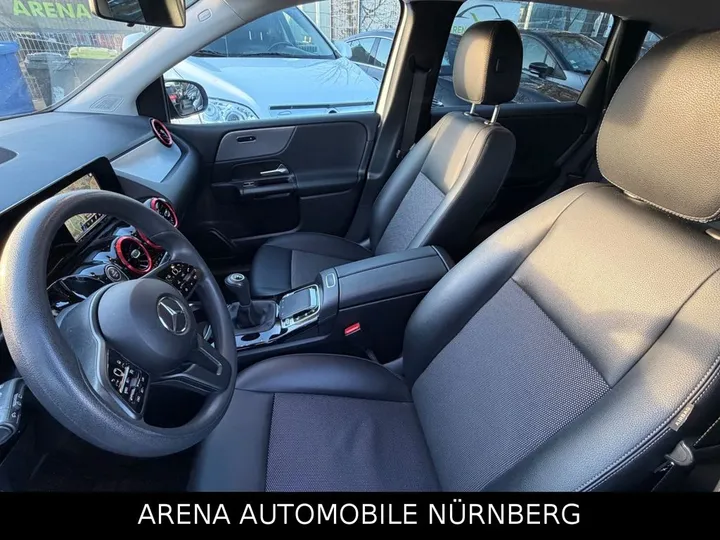 Mercedes-Benz B 160