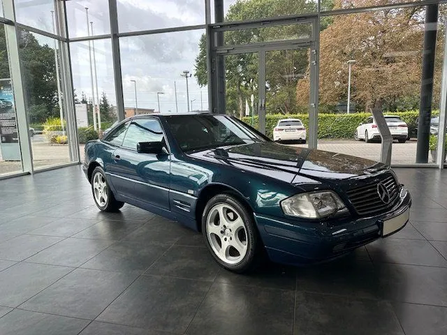 Mercedes-Benz SL 320