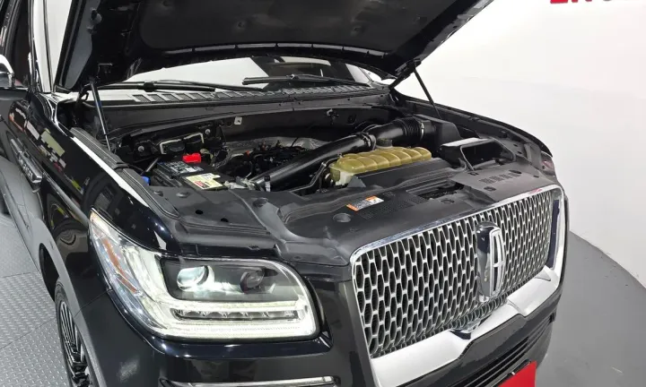 Lincoln Navigator
