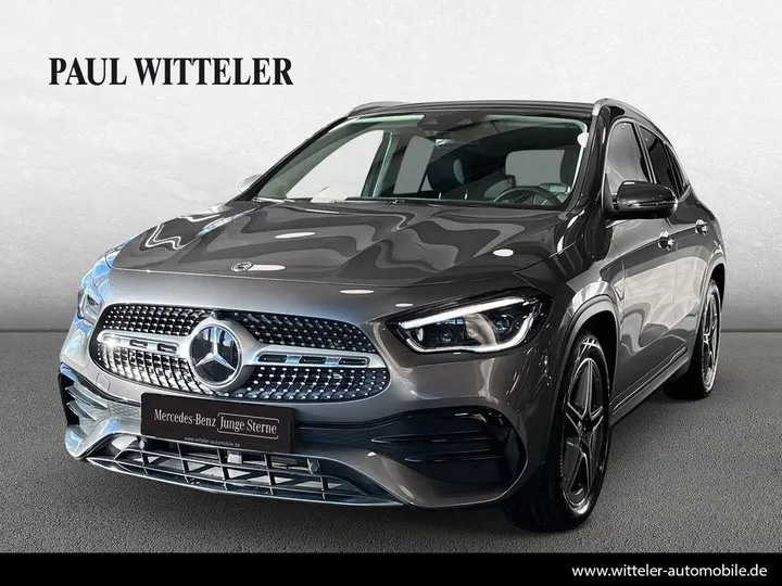Mercedes-Benz GLA 220