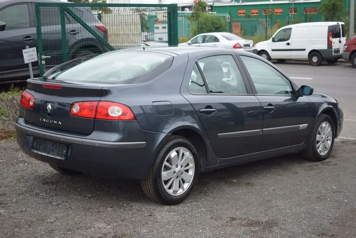 Renault Laguna