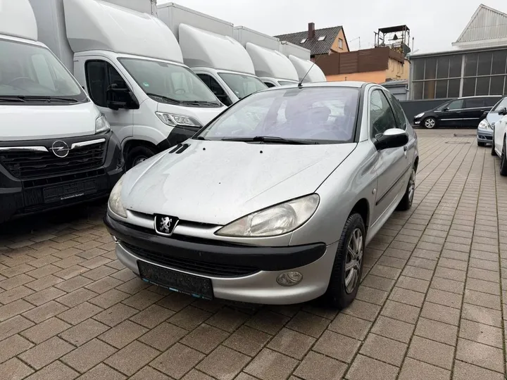 Peugeot 206