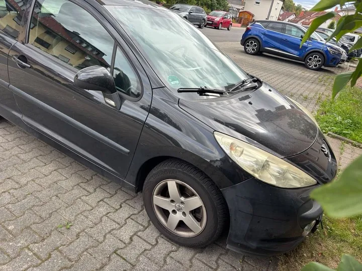 Peugeot 207
