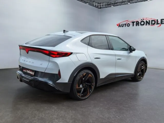 Cupra Tavascan