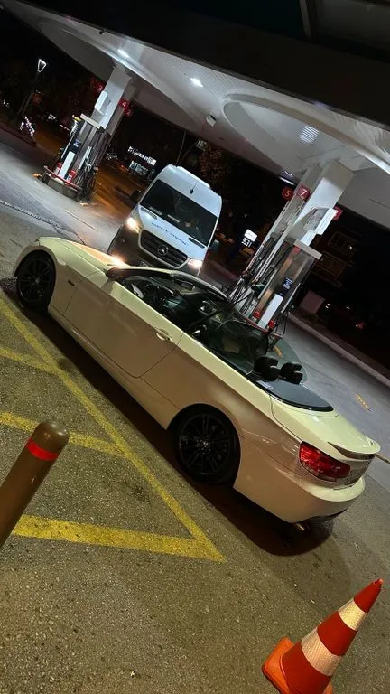 BMW 325