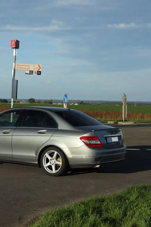 Mercedes-Benz C 200