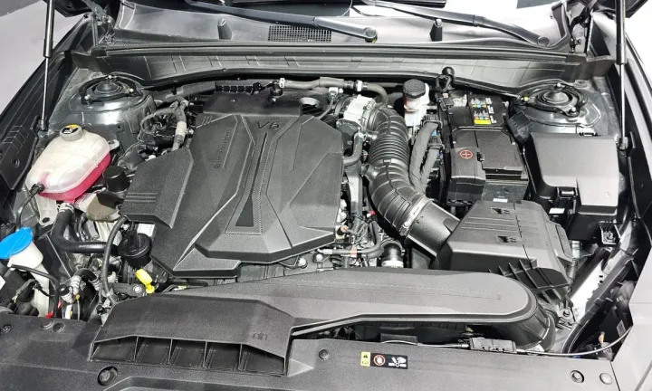 Kia K8
