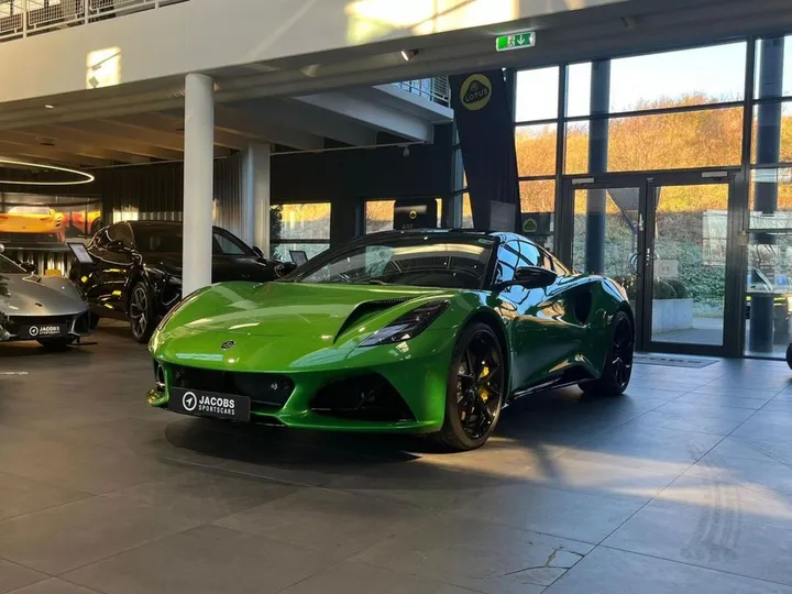 Lotus Emira