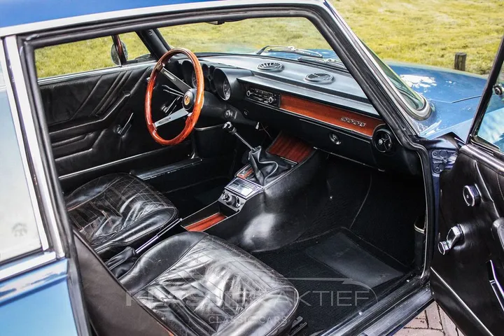 Alfa Romeo GTV