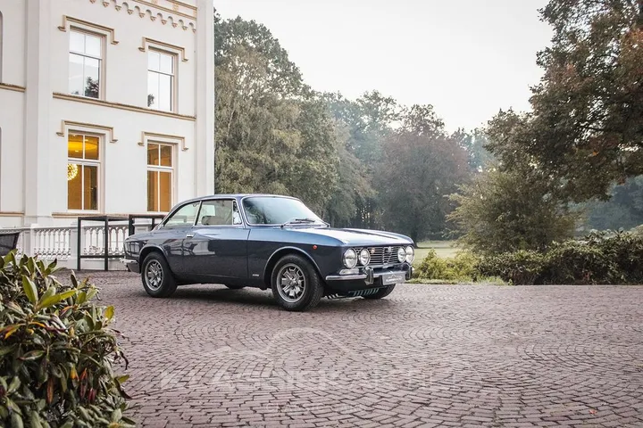 Alfa Romeo GTV