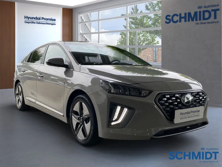 Hyundai IONIQ