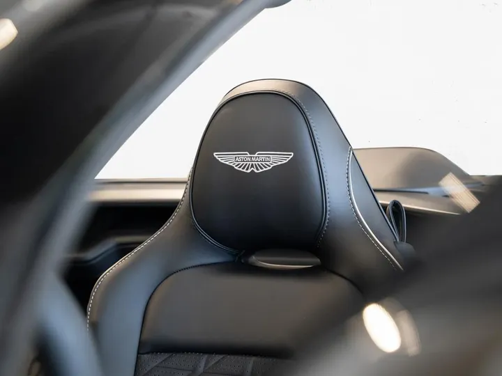 Aston Martin Vanquish