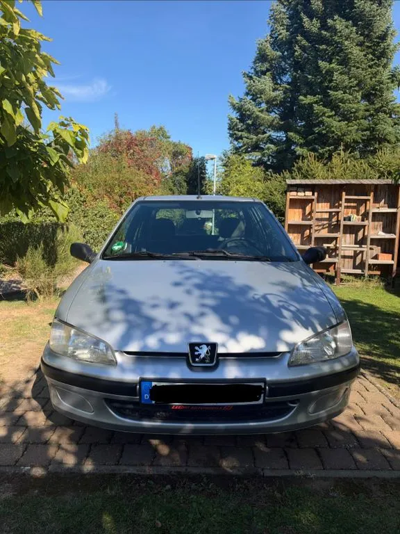 Peugeot 106