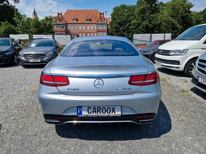 Mercedes-Benz S 560