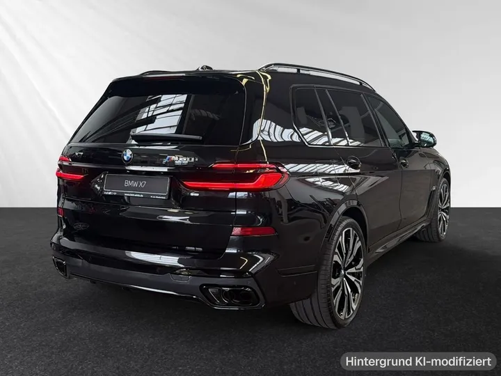 BMW X7 M60