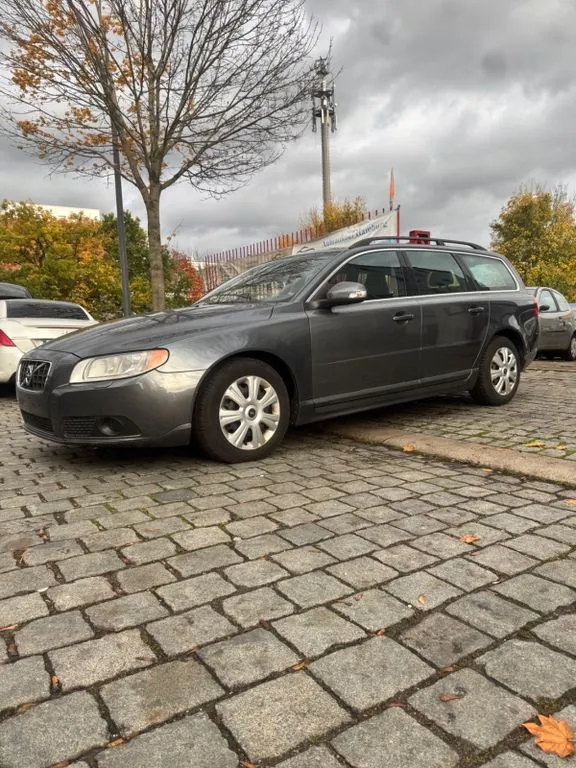 Volvo V70