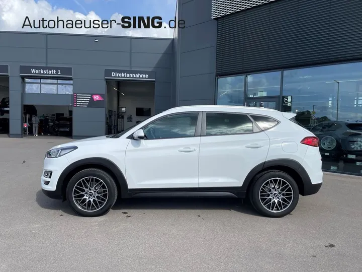 Hyundai TUCSON