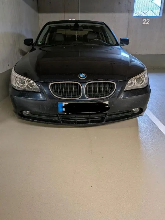 BMW 520