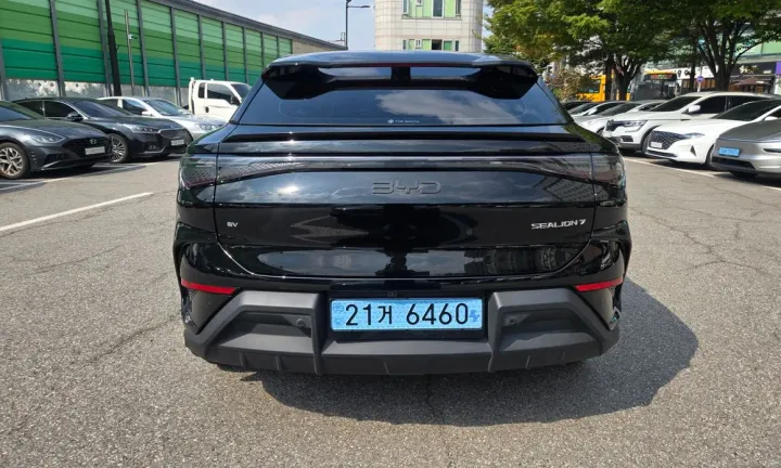 BYD Sealion 7