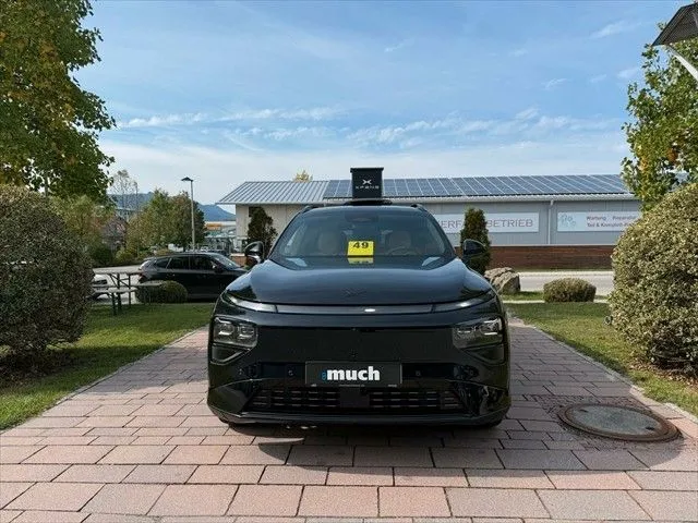 XPENG G9