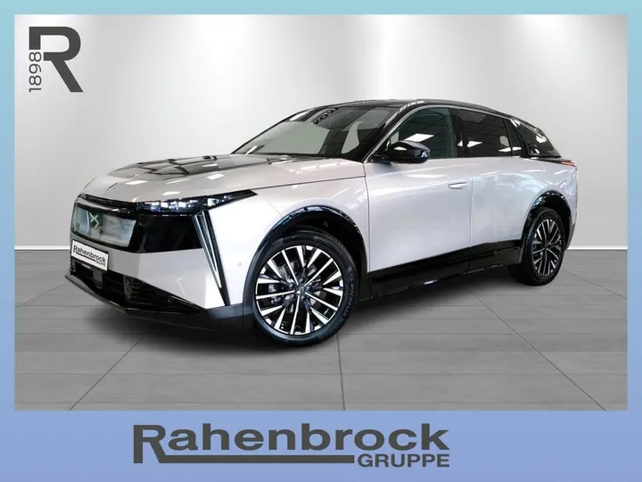 DS Automobiles N°7