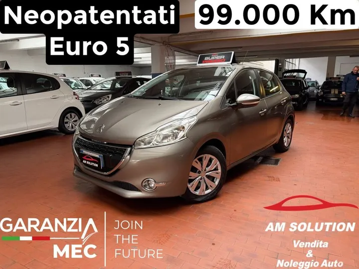Peugeot 208