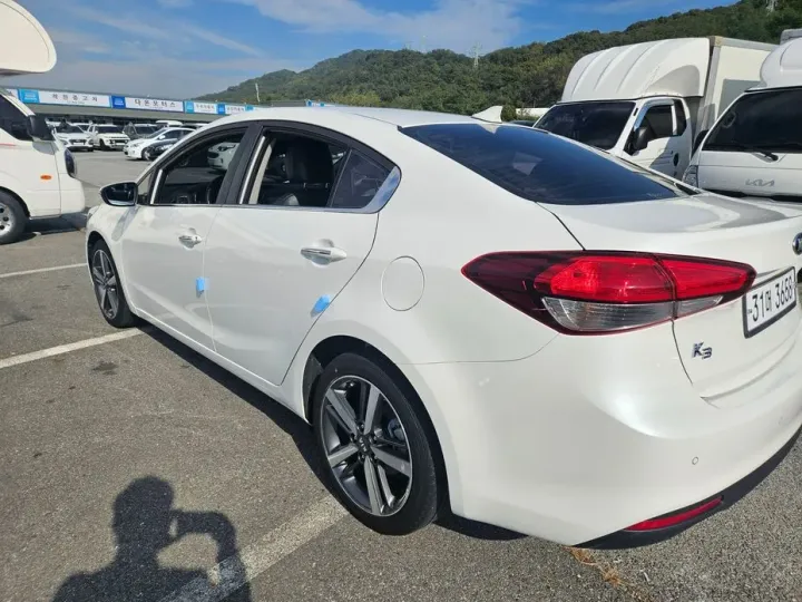 Kia K3