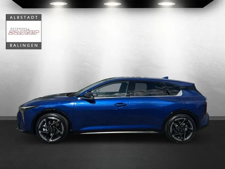 Kia K4