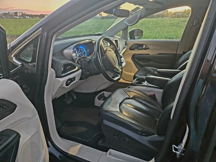 Chrysler Pacifica