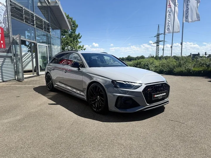 Audi RS4