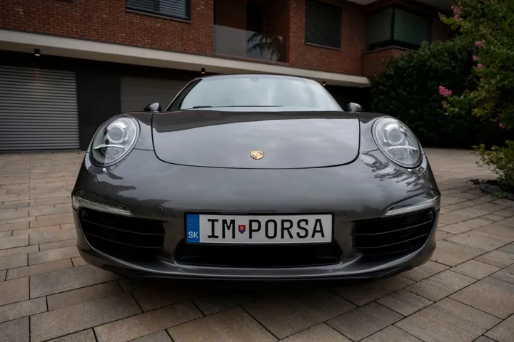 Porsche 911