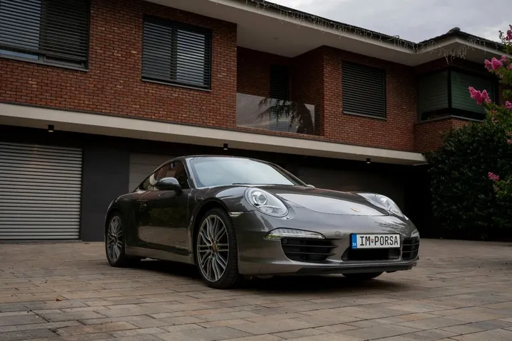 Porsche 911