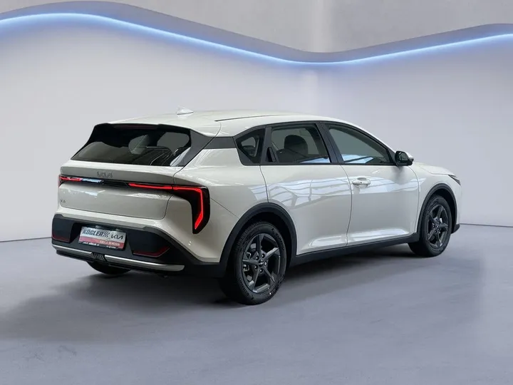 Kia K4