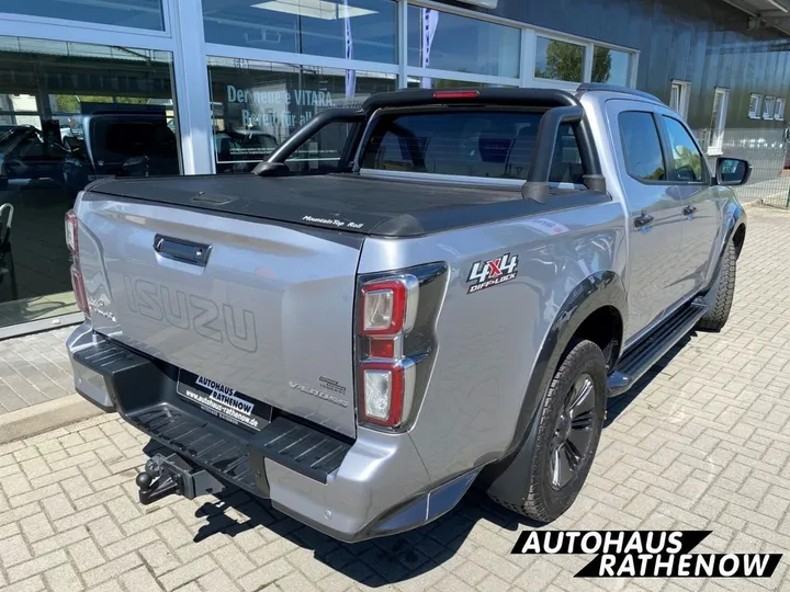 Isuzu D-Max