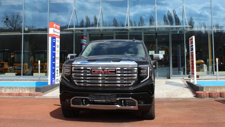 GMC Sierra